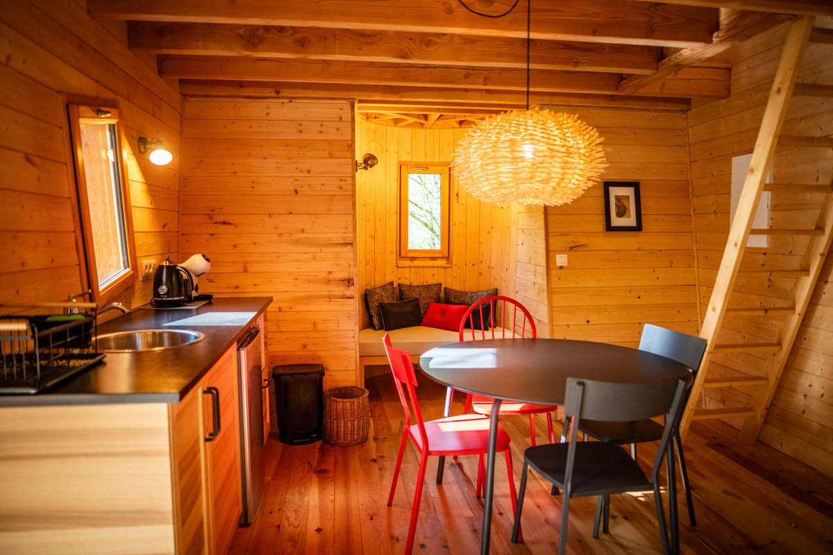 Cabane féérique  Spa - Cigogne noire à Vernois Les Vesvres (15)
