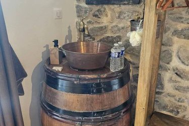 Chambre Viking dans le Beaujolais à Lantignié (3)