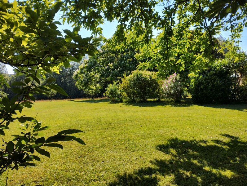 Hébergement AbracadaRoom : Roulotte coté piscine - Image 13