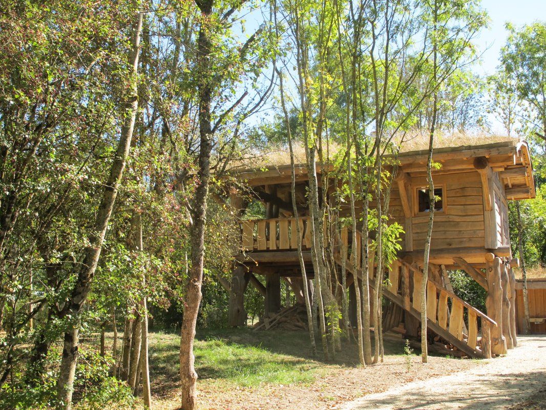 La Cabane Spa du Pêcheur à Chennegy (2)
