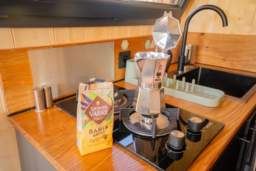 Hébergement AbracadaRoom : Coteaux du Castellas - À 10 min de la Mer & Plages - Image 14