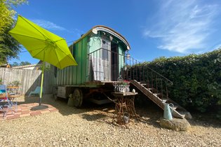 Une Roulotte à la Campagne