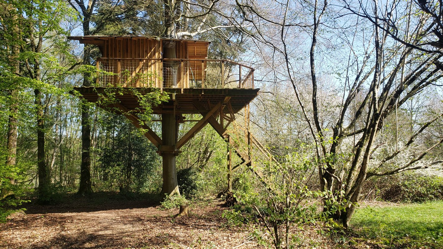 Cabane du domaine du Valdorgère  & Piscine à Bailleul La Vallée (13)