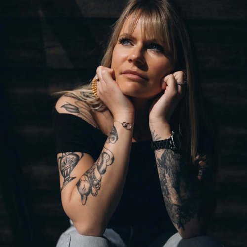 Betty, fondatrice de L’Atypique ∆ à Souillac, <br>