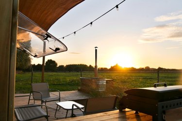 Tiny House Kaki & bain nordique à Rumes (4)