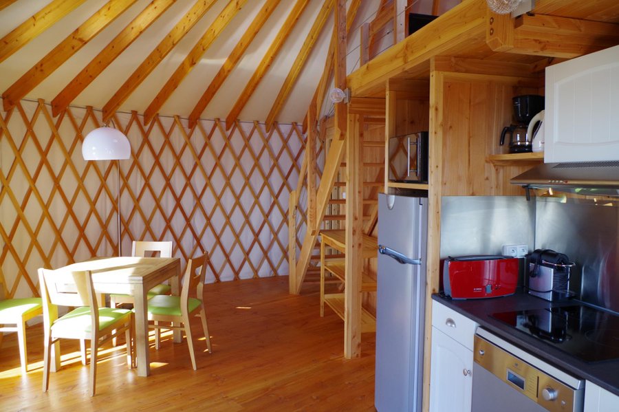 Hébergement AbracadaRoom : Yourte Moderne - Image 4