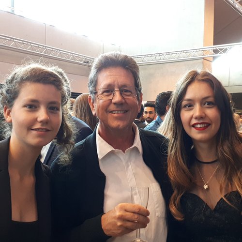 Mr PINDON Guy et ses filles Ludivine et Blandine