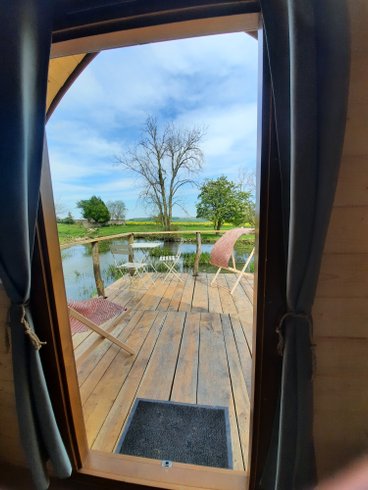 Hébergement AbracadaRoom : La Cabane de l'étang & Balnéo - Image 5
