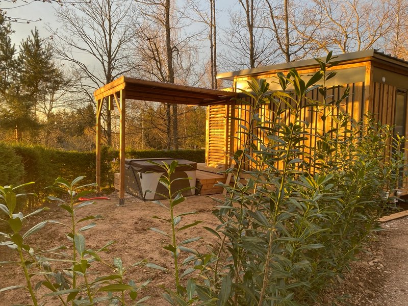 Hébergement AbracadaRoom : HY•Lødge Spa-4pers N°5 (Chalet nature avec spa privatif) - Image 1