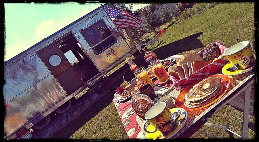 Domaine AbracadaRoom : The Vintage Trailer - Image 3