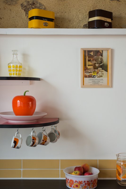 "So Vintage" Maison  déco seventies à Sermaise (8)