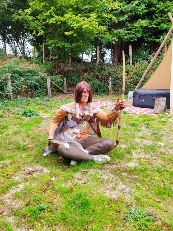 Le camps des tipis & spa à Les Cresnays (17)
