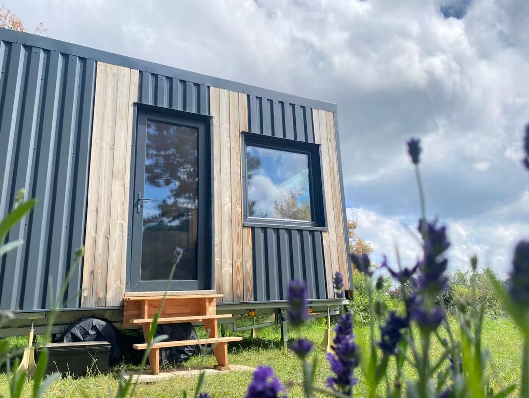 ※ Homnest ※ Panorama des Puys à Cheval ※ Refuge 2 à Châtel-Guyon (33)