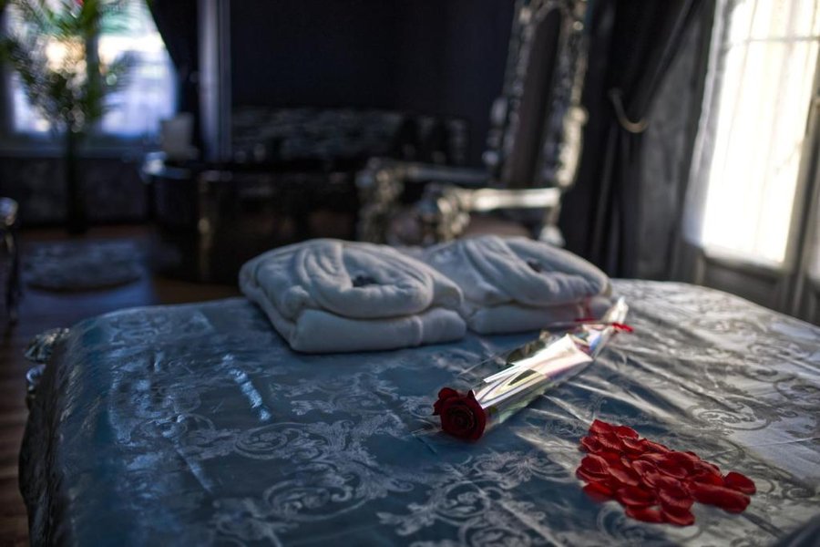 Hébergement AbracadaRoom : La Love Room Biterroise - Image 4