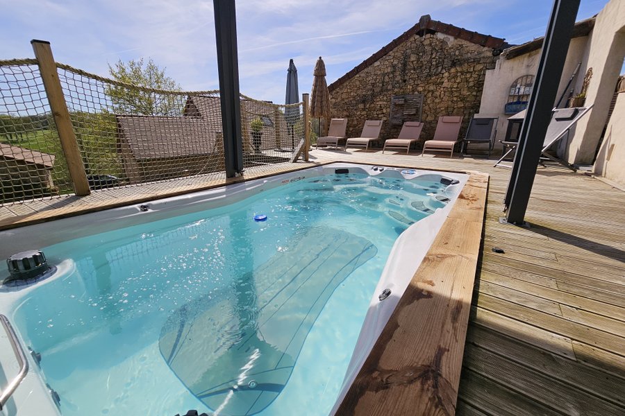 Les 3 Clefs de GaYa - Spa de nage, Sauna, lit hydromassant & relaxation immersive - 4pers. à Saint Jean Ligoure (1)