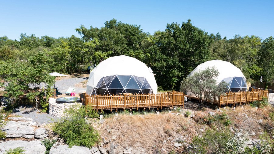 Hébergement AbracadaRoom : Bulle Insolite et SPA Premium Bonheur - Image 4