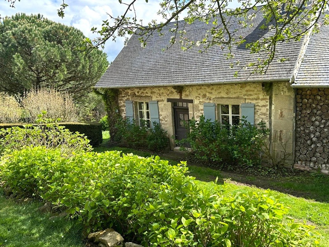 Le Cottage à Meyrignac L’eglise (1)