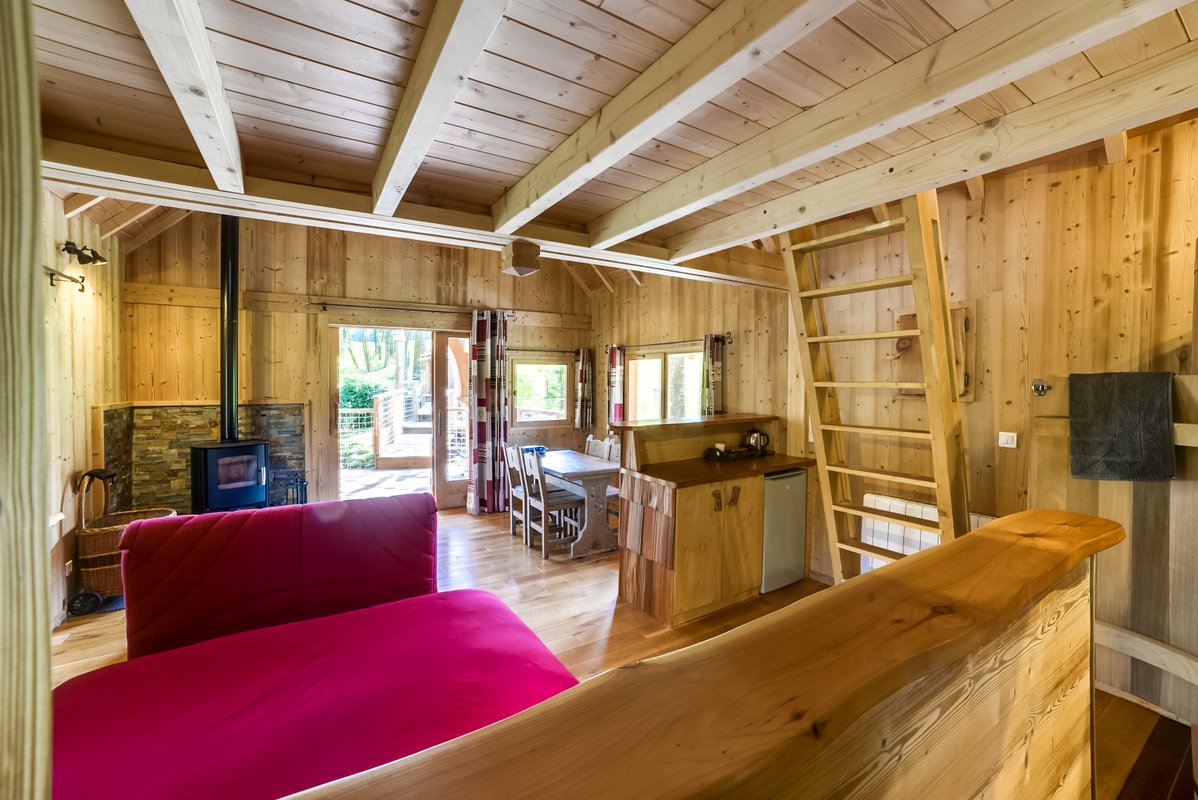 Cabane Spa des Cyprès à Corcelle-Mieslot (8)