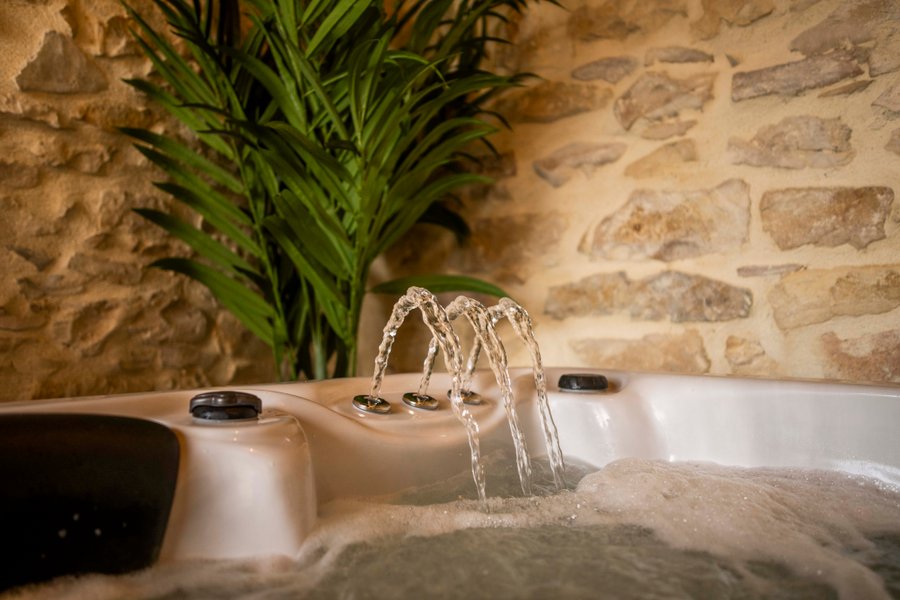 Hébergement AbracadaRoom : La Grange - Chambre intimiste & spa - Tavel - Image 31