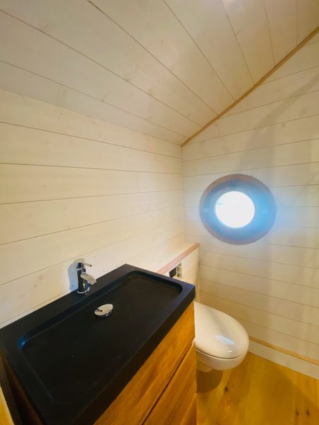 Hébergement AbracadaRoom : La Maison de Merlin, cabane magique avec SPA - Image 7