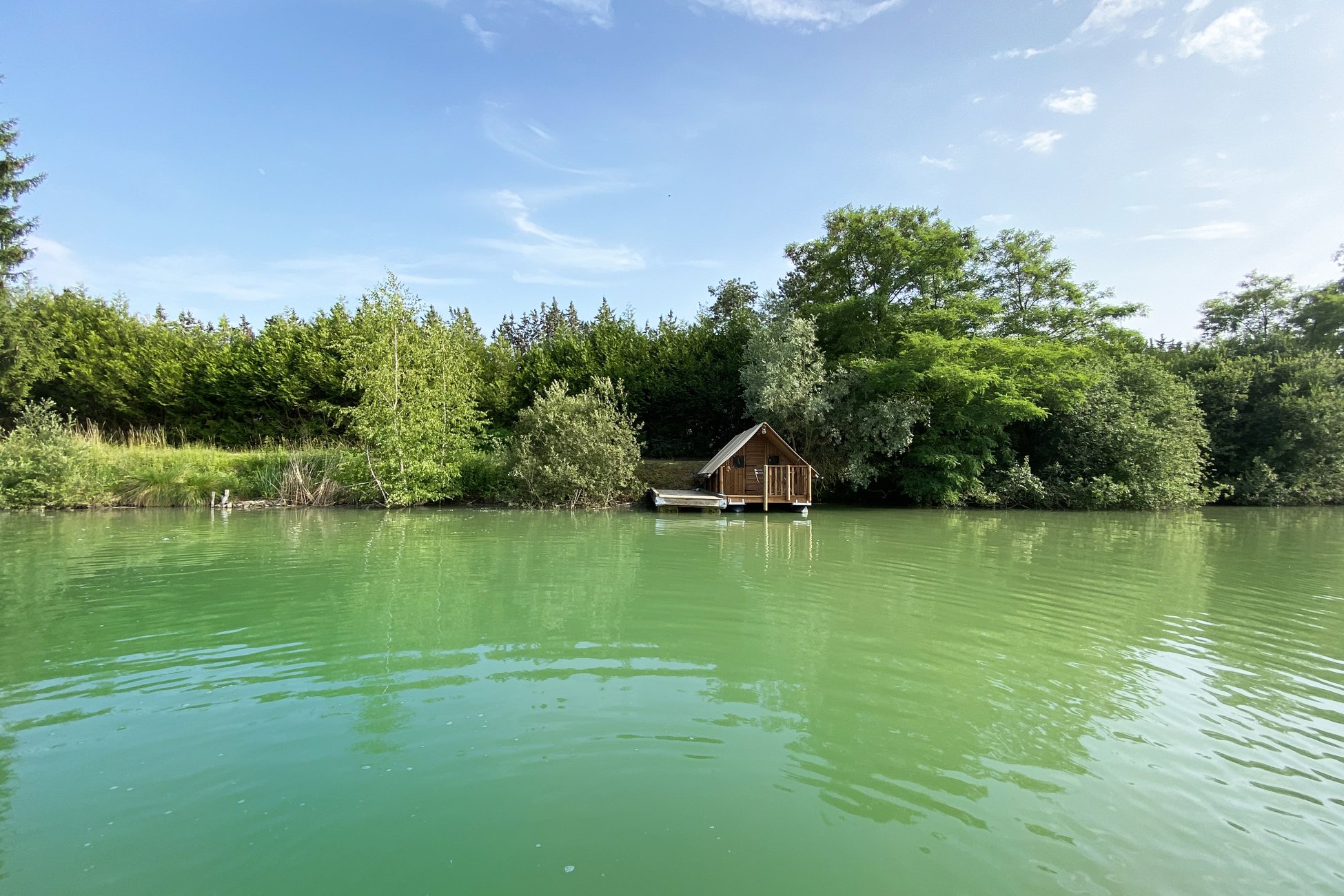 Hébergement UnicStay : Cabane sur l'eau à Gravon