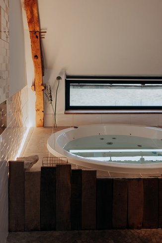 Hébergement AbracadaRoom : La SUITE des Hauts de Bagadou & spa - Image 11