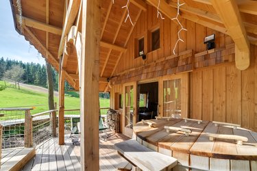 Cabane Spa des Cyprès à Corcelle-Mieslot (4)