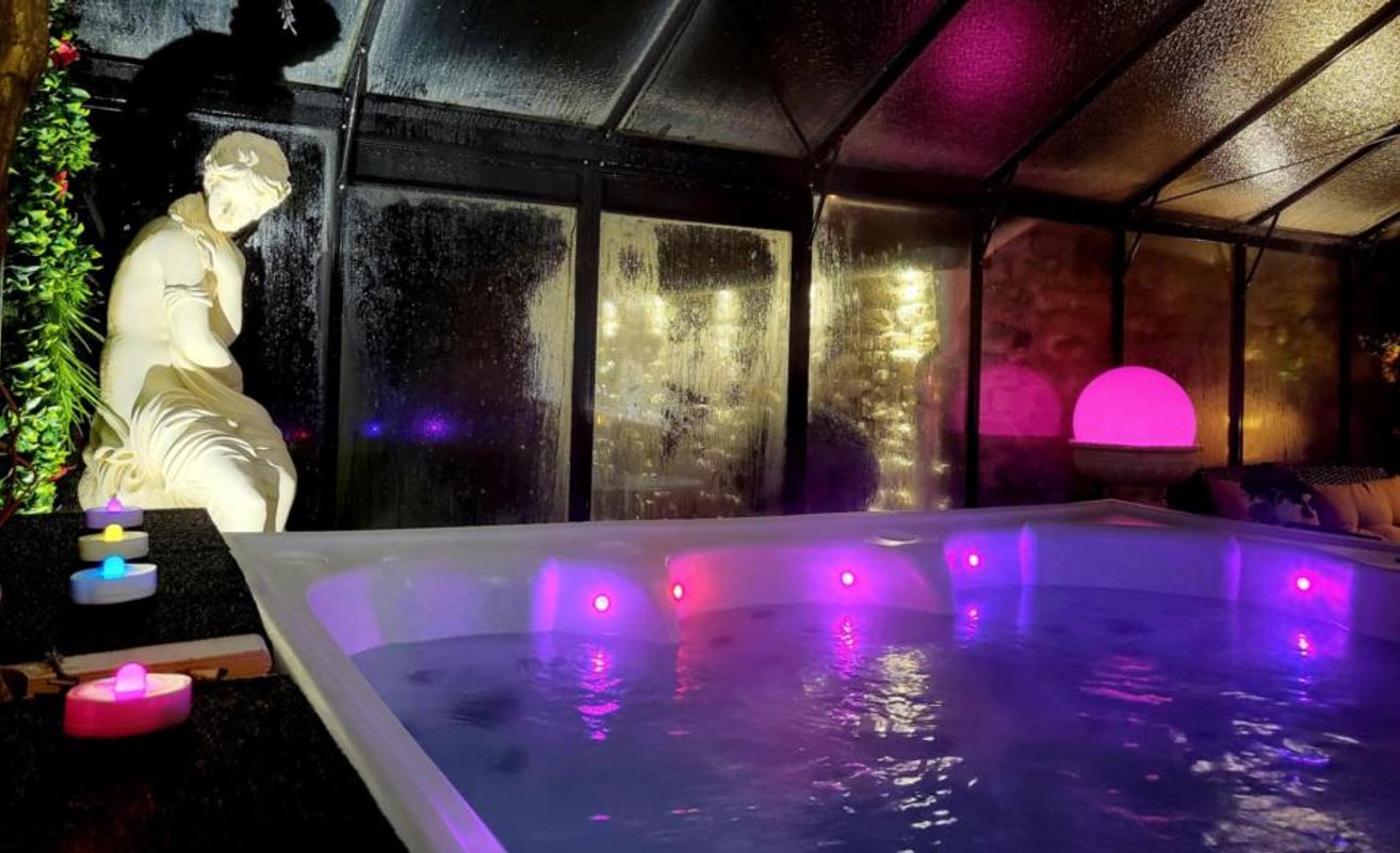 Love Gîte & Spa- Nuances d'Alcôves à Trevron (8)