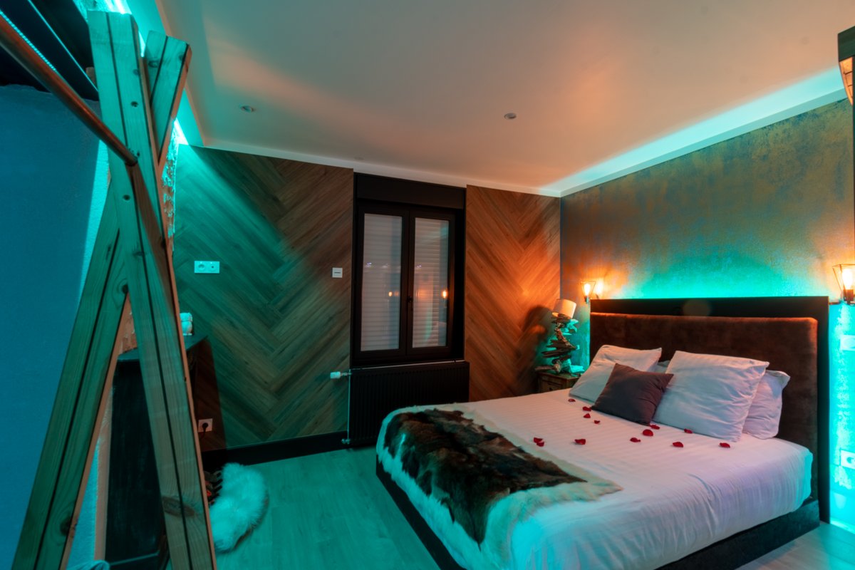 Glam Appart Spa Cosy Champagne & Parking à Dijon (5)