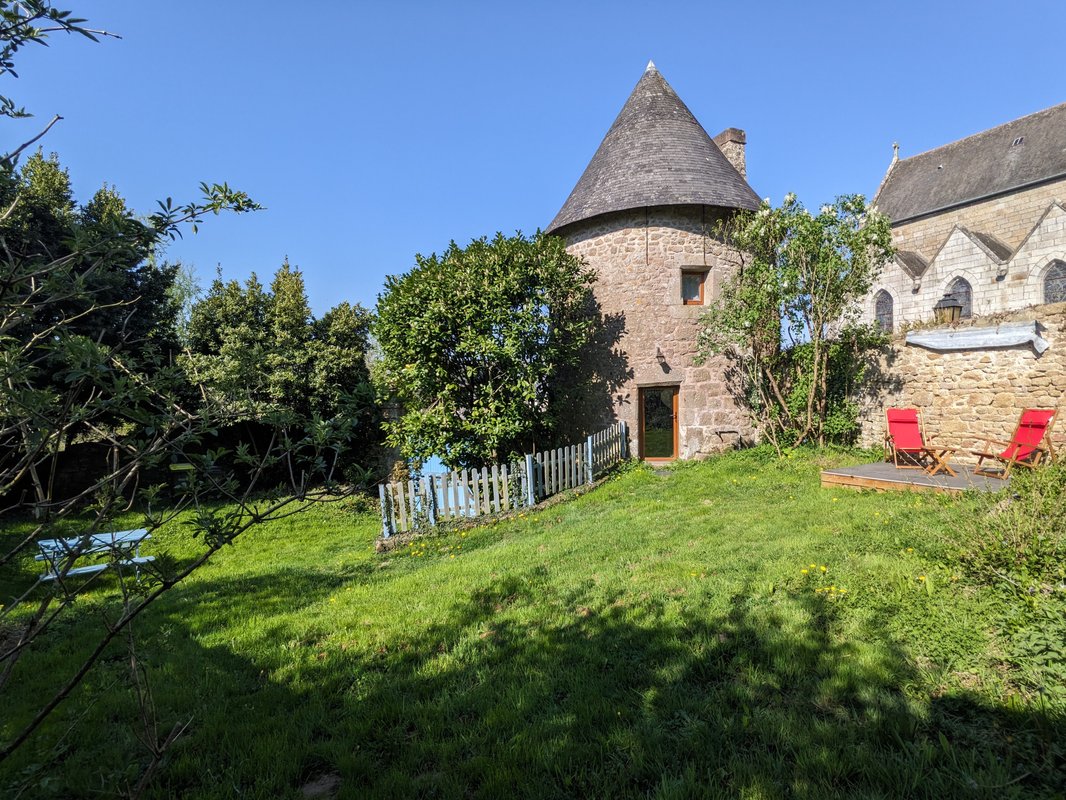 La tour médiévale du Chateau de la Carrée à Saint-Germain-En-Coglès (3)