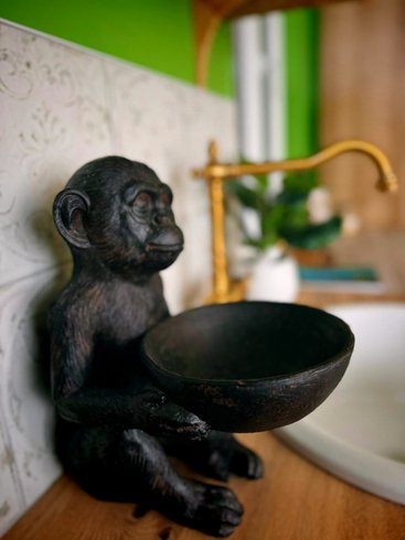 Hébergement AbracadaRoom : Jungle romantique Spa & Cinéma sous les arbres - Image 25