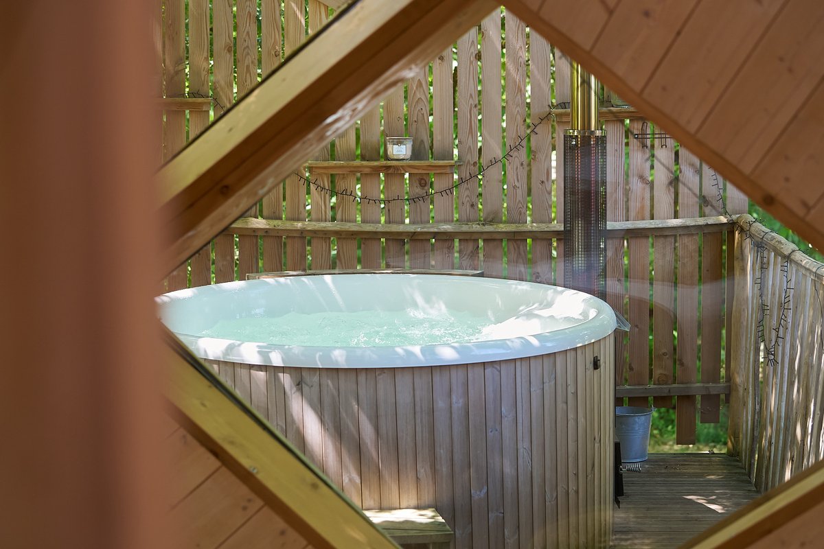 Zome Casse-Noisette & Spa à Lamothe-Fénelon (5)