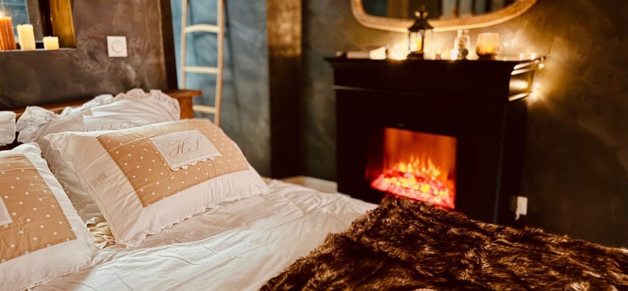 Hébergement AbracadaRoom : Chalet Romantique Spa & Ciné Privé / 10 min centre - Image 19