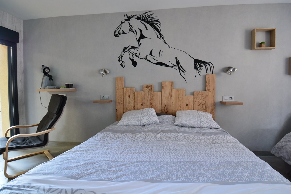 [5]  Chambre vue panoramique  4 pers. SPA jacuzzi à Fraisnes-En-Saintois (2)