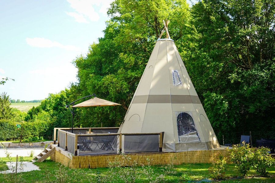 Hébergement AbracadaRoom : Le Tipi de L'Orée des 4 chemins & Spa - Image 2
