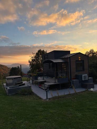 Hébergement AbracadaRoom : Tiny house Athena & Spa - Image 14