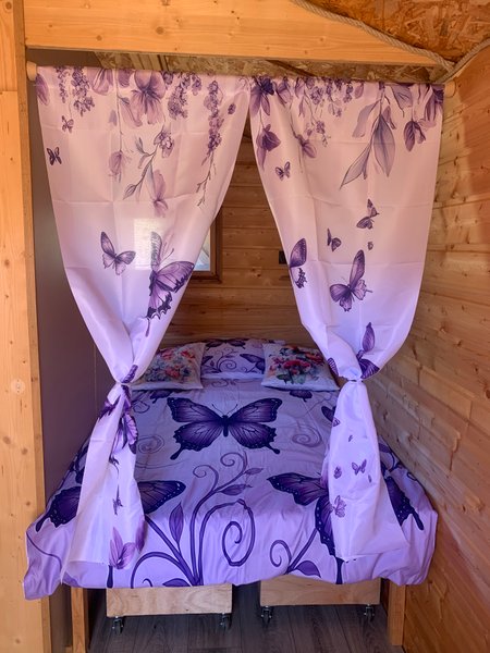 Hébergement AbracadaRoom : La Roulotte des Papillons - 1h de spa - Image 3