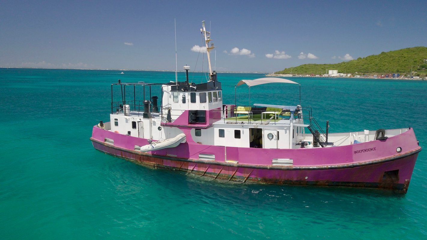 Séjour insolite en Bateau à SAINT-MARTIN (SXM) à Marigot (1)