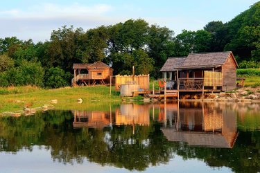 Cabane Spa sur l'eau à Ploemel (1)