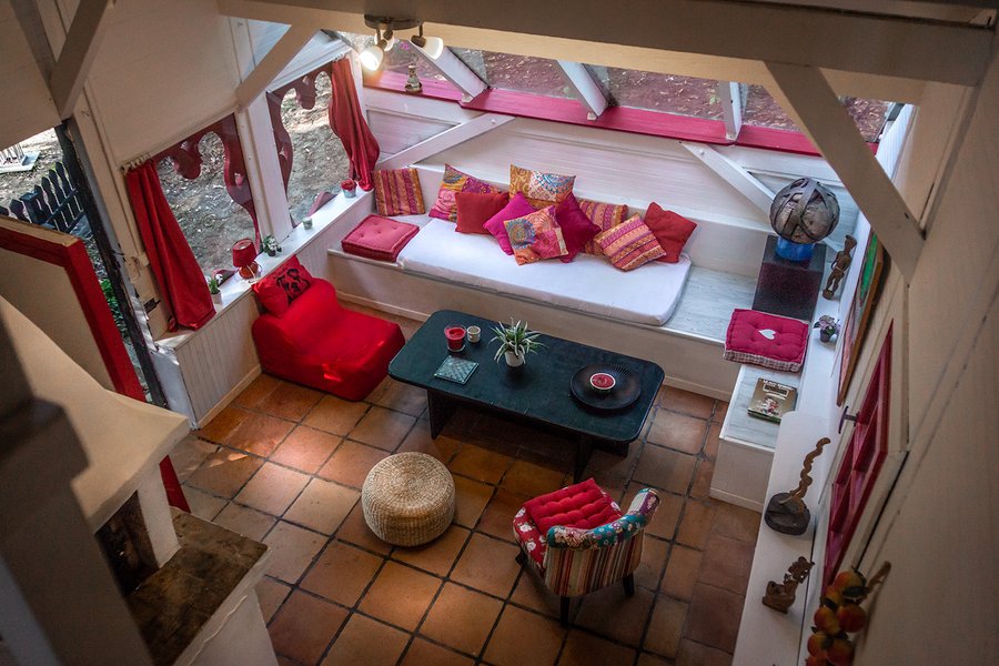 Hébergement AbracadaRoom : Chalet duplex dans village d'art singulier - Image 18