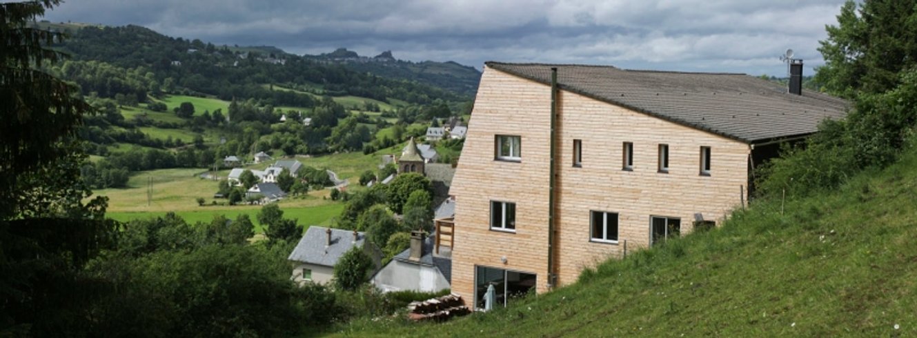 Domaine AbracadaRoom : Cabanes & Spa du Puy Mary - Image 2