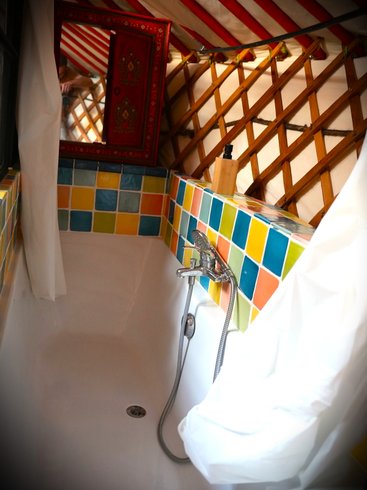 Hébergement AbracadaRoom : La Yourte en Provence - Image 19