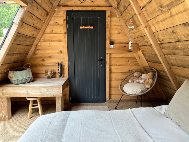 Hébergement AbracadaRoom : Tipi en bois avec petit-déjeuner et accès piscine - Image 4