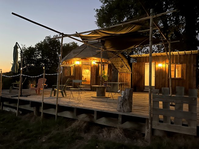 Hébergement AbracadaRoom : La cabane L'insolite Tanière - Image 1