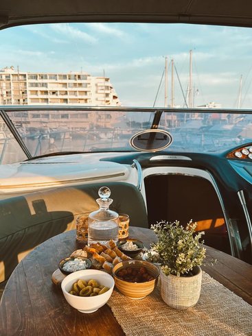 Hébergement AbracadaRoom : Harmonie Yacht - Yacht à Carnon - Offre Essentielle - Image 8