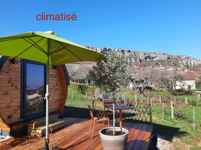 Hébergement AbracadaRoom : Tonneau insolite Le Cerisier - Image 1