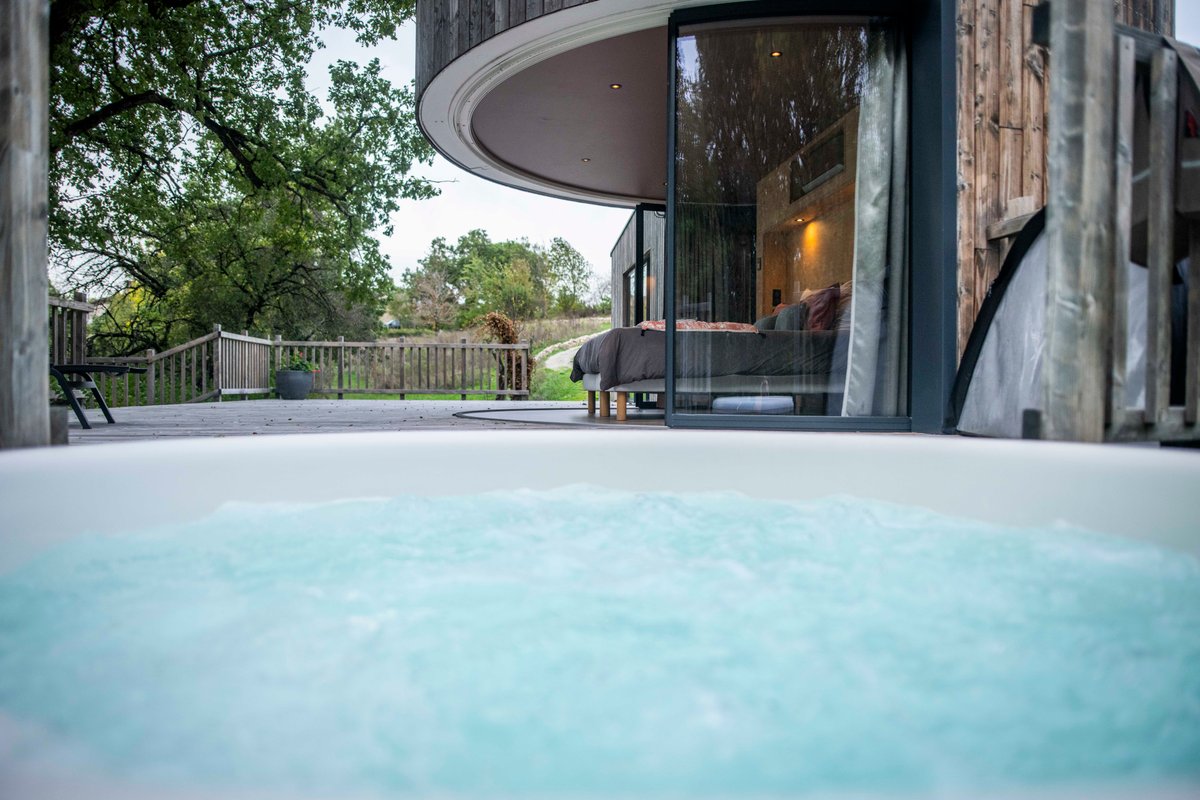 La Cabane du Bas & Spa à Labastide-Gabausse (2)
