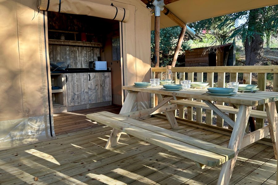 Hébergement AbracadaRoom : Tente l'Aven, spa & piscine - Image 10