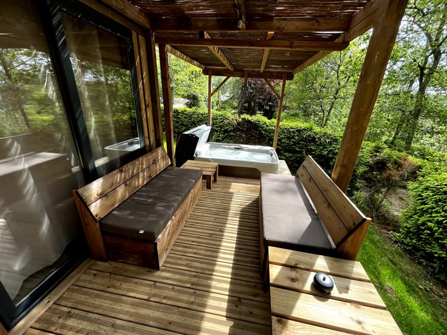 Hébergement AbracadaRoom : HY•Lødge Spa-4pers N°6 (Chalet nature avec spa privatif) - Image 4