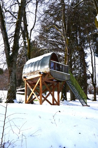 Hébergement AbracadaRoom : Cabane accès Escalier & Spa privatisable - Image 3